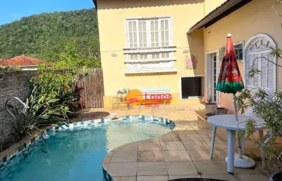 Casa com 3 dormitórios à venda, 300 m² por r$ 1.100.000,00 - pendotiba - niterói/rj