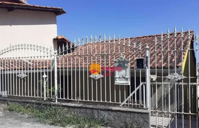 Casa triplex  - santa rosa  sala 3 dormitórios  com varanda e area de lazer vista deslumbrante. para cidade e para a baia de guanabara. 790 mil.
