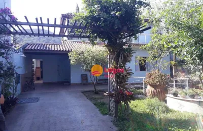 Casa com 3 dormitórios à venda, 196 m²- itaipu - niterói/rj