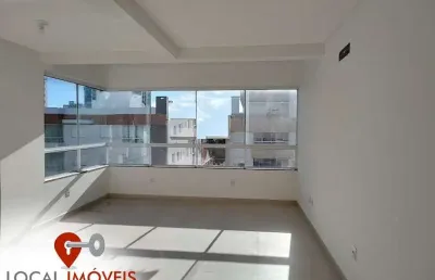 Apartamento de 2 dormitórios no centro de tramandaí