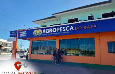 Apartamento com 2 dormitórios no centrinho de nova tramandaí