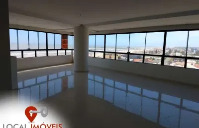 Apartamento em andar alto, linda vista para o mar e a cidade.