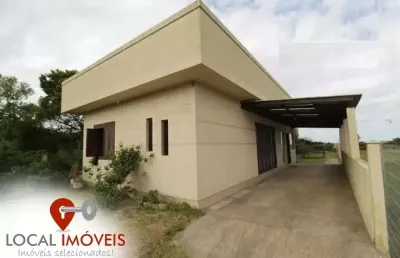 Casa com pátio, bairro cruzeiro do sul 2, tramandaí-rs