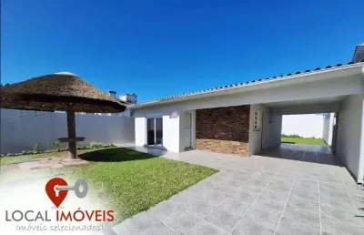 Ótima casa  próximo a plataforma de pesca em tramandaí