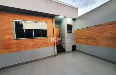 Casa com 2 quartos à venda no Centro, Jardinópolis 