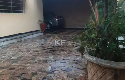 Ótima casa no campos eliseos á venda- campos elíseos- ribeirão preto- sp