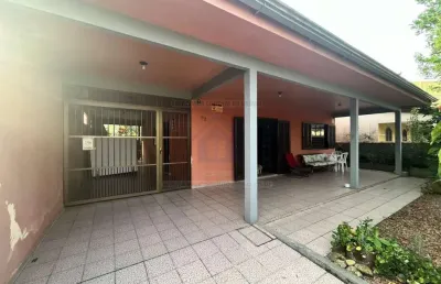 Casa para venda em pontal do paraná, marissol, 3 dormitórios, 1 suíte, 1 banheiro, 3 vagas
