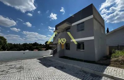 Casas sobrepostas com churrasqueira no parque do embu em colombo
