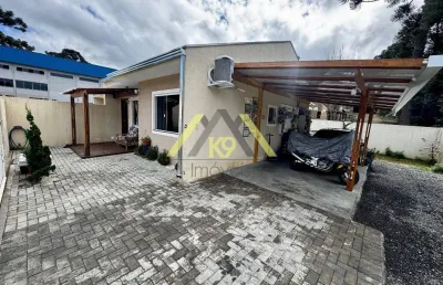 Linda casa em condomínio fechado no roça grande em colombo