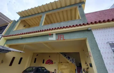 Casa duplex 3 quartos com 1 suíte terraço gourmet e 4 vagas - rua alecrim - vila kosmos - rj