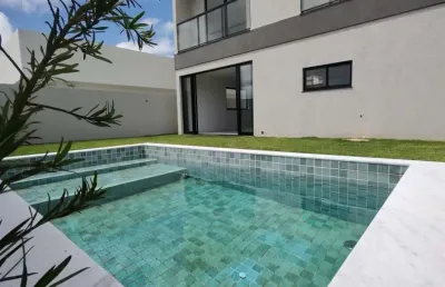 Casa duplex, com 4 quartos, 275m² de terreno, no alphaville!