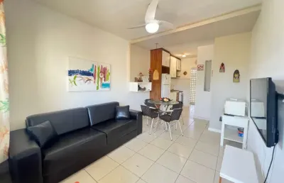 Apartamento com 2 quartos, 54,22m², aproximadamente a 300m da praia de guarajuba!!! porteira fechada!!!