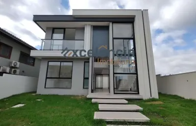 Casa duplex com 4 suítes, 350m2 de terreno, em buraquinho!