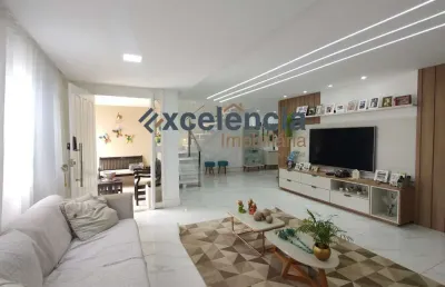 Casa duplex com 4 suítes, 270m2 de terreno, em stella maris!
