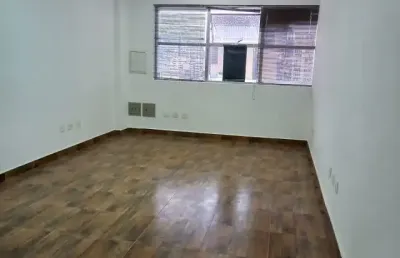 Sala comercial com 1 sala para alugar na Rua Marechal Deodoro, 502, Centro, Curitiba