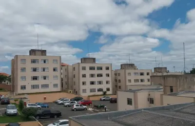 Apto 2 dormitórios - 2. andar - 46m2 privativos - boa localização.