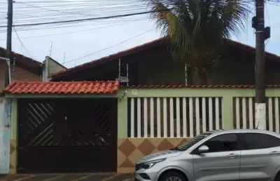 Casa com 3 quartos à venda no Suarão, Itanhaém 