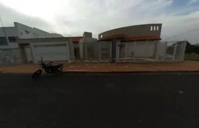 Casa com 3 quartos à venda na Rua Arquiteto Walter Logatti, 702, Jardim Higienópolis, Araraquara