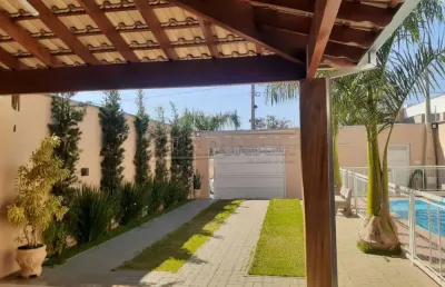 Casa com 1 quarto à venda na Avenida Eduardo Fumio Koda, 349, Residencial Santa Luzia, Araraquara