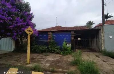 Casa com 3 quartos à venda na Rua Domingos Barbieri, 822, Vila Harmonia, Araraquara