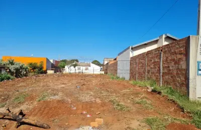 Terreno à venda na Avenida Ronald de Oliveira Costa, Parque das Hortências, Araraquara