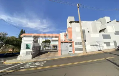 Casa em condomínio fechado com 3 quartos para alugar na Rua Delfino Martins Camargo Penteado, 64, Jardim São Carlos, São Carlos