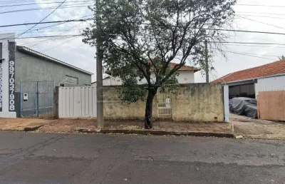 Casa com 3 quartos à venda na Rua Waldomiro Machado, 146, Vila Furlan, Araraquara