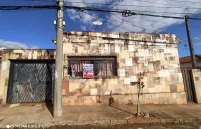 Casa com 3 quartos à venda na Avenida Bandeirantes, 1483, Centro, Araraquara
