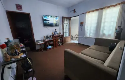 Casa com 2 quartos à venda na Avenida Theodureto De Camargo, Possui Saída Para A Rua Quintino Bocaiuva, 1540., 352, Vila Prado, São Carlos