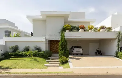 Excelente casa de 383m² de área útil no condomínio damha ii