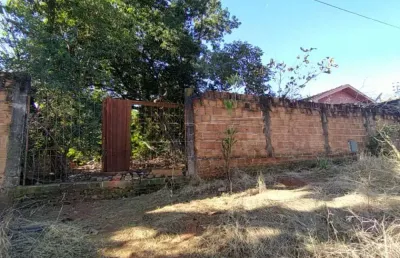 Terreno à venda na Avenida José Sitta Filho, Jardim Zavanella, Araraquara
