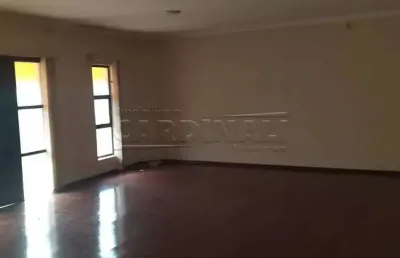 Cobertura com 3 quartos para alugar na Rua Gonçalves Dias, Casa B     02, 361, Centro, Araraquara
