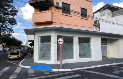 Ponto comercial para alugar na Rua 9 de Julho, 2144, Centro, Araraquara