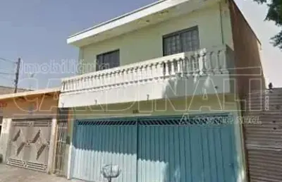 Casa sobrado com 4 dormitórios na cidade aracy próximo a unidade de saúde da família em são carlos