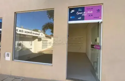 Sala comercial próxima a escola prof. adail malmegrim gonçalves em água vermelha