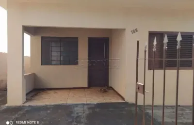 Casa com 03 dormitórios e  02 banheiros no melhado.