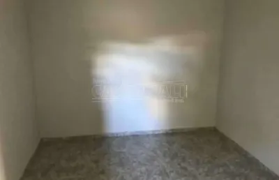 Casa com 3 quartos para alugar na Avenida Doutor Carlos Botelho, Frente, 2593, Centro, São Carlos