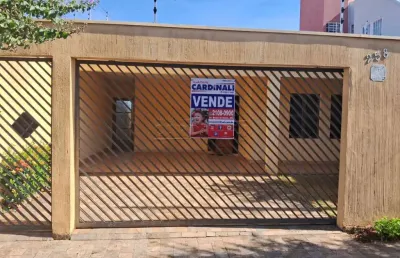 Casa com 3 quartos à venda na Avenida Professor Habibe Khodor, 258, Vila Independência, Araraquara