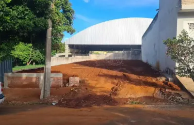 Terreno à venda na Rua Rafael Abreu Sampaio, Ao Lado Do Número 704 (Quase Esquina Com Rua Cícero Soares Ribeiro), Vila Carmem, São Carlos