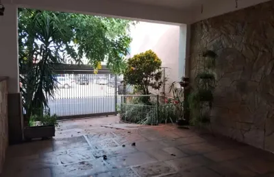 Casa com 7 quartos para alugar na Rua Expedicionários do Brasil, 1057, Centro, Araraquara