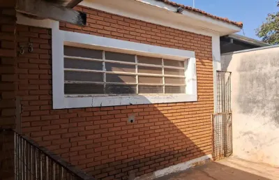 Casa com 3 quartos à venda na Avenida Cônego Jeronymo Cesar, 1033, Centro, Araraquara