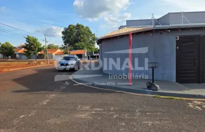 Casa com 2 quartos à venda na Avenida Felix Esteves Torres, 5, Residencial Acapulco, Araraquara