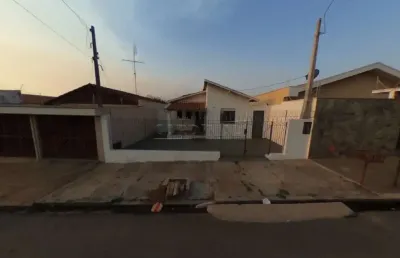 Casa com 2 quartos à venda na Rua Professor Helvídeo Gouvea, 125, Vila Boa Vista, São Carlos