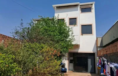 Casa com 2 quartos à venda na Avenida Manoel Fernandes Cadina, 585, Conjunto Habitacional Victório de Santi, Araraquara