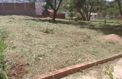 Oportunidade terreno com excelente localização ao lado do condomínio