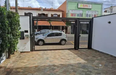 Excelente localização próximo a supermercados, farmácia, bancos e comércio