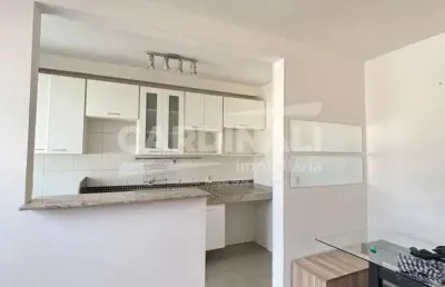 Imóvel muito bem localizado, seguro, e com fácil acesso a marginal e também ao centro da cidade.
