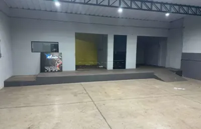 Salao amplo com ótima localização, não perca esta oportunidade