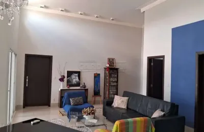 Casa em condomínio, com lindo acabamento, área de lazer completo