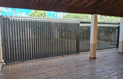 Casa com 4 quartos à venda na Avenida Walter Mendonça, Casa, 41, Jardim Roberto Selmi Dei, Araraquara